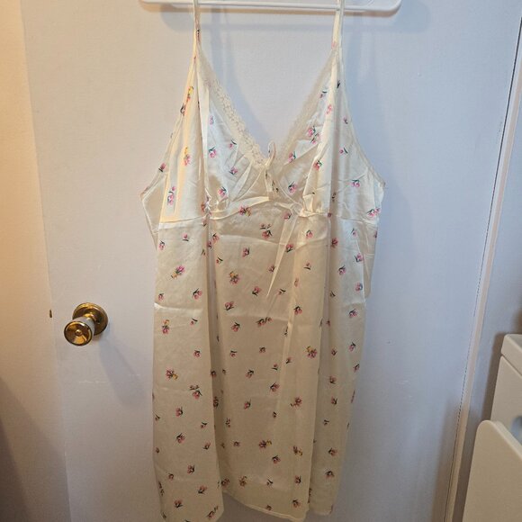 Nuisette - Picture 1 of 3